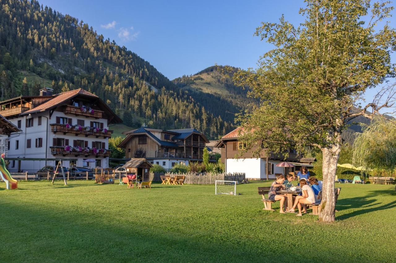 Hotel Ferienhof Hoffmann Weissensee Exterior foto